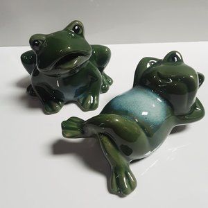 Set of 2 Cute Ceramic Frogs